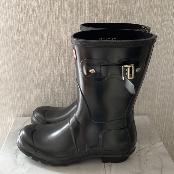 Hunter Women's Original Short Gloss Rain Boots - Picture 3 of 6